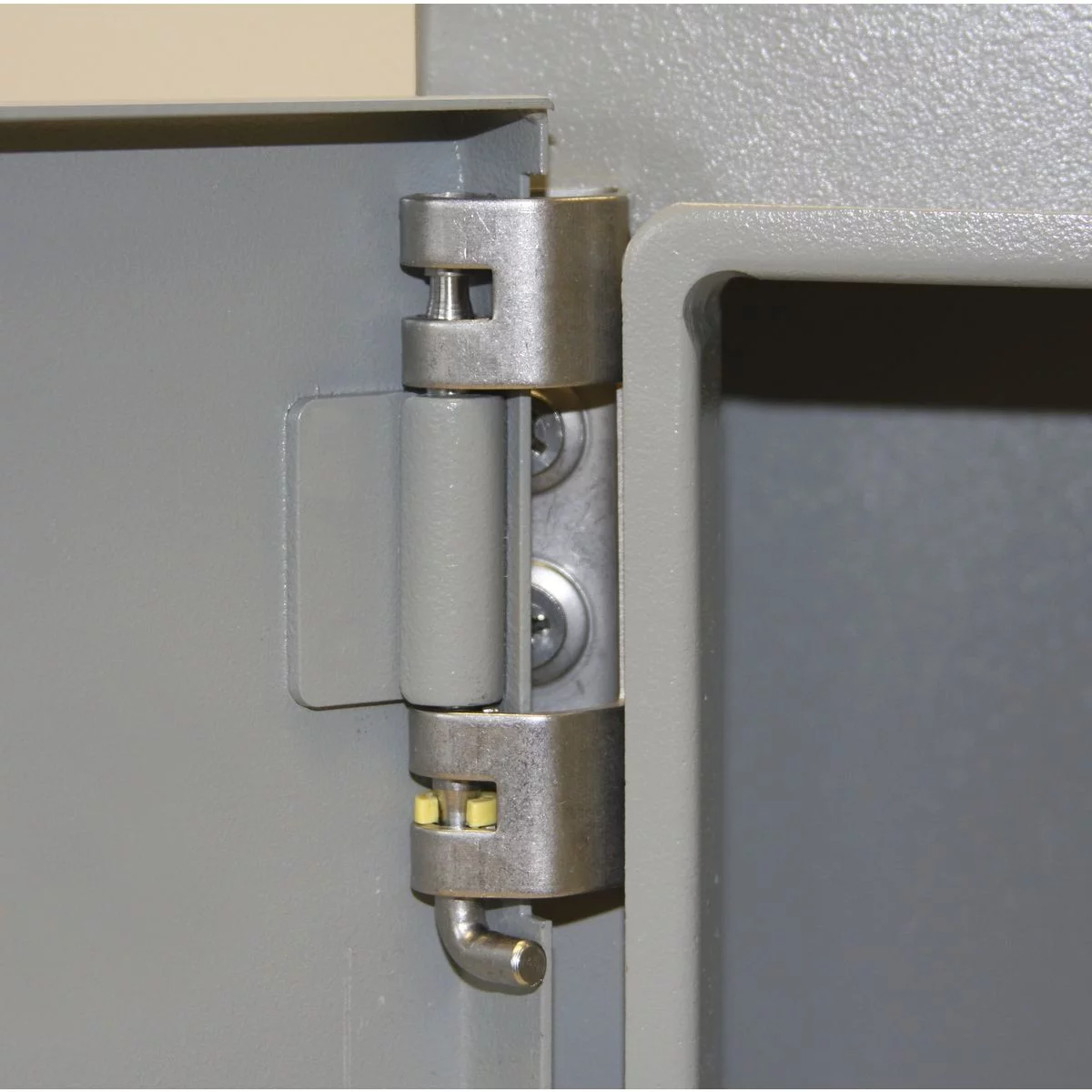 WRD726024SSFSDN4 - NEMA 4X 2-Door Freestanding Enclosure with KwikHinge™ and 3-Point Handle 72X60X24 304 Stainless Steel